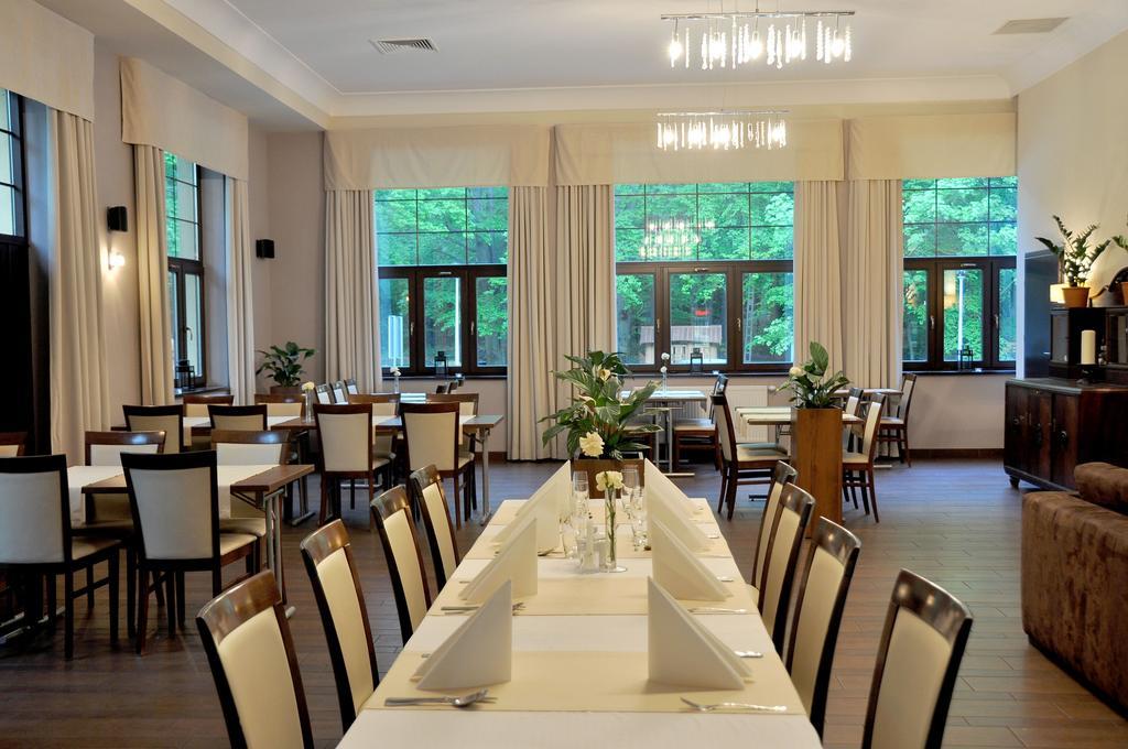 Willa Strzelnica Hotel Koscierzyna Luaran gambar