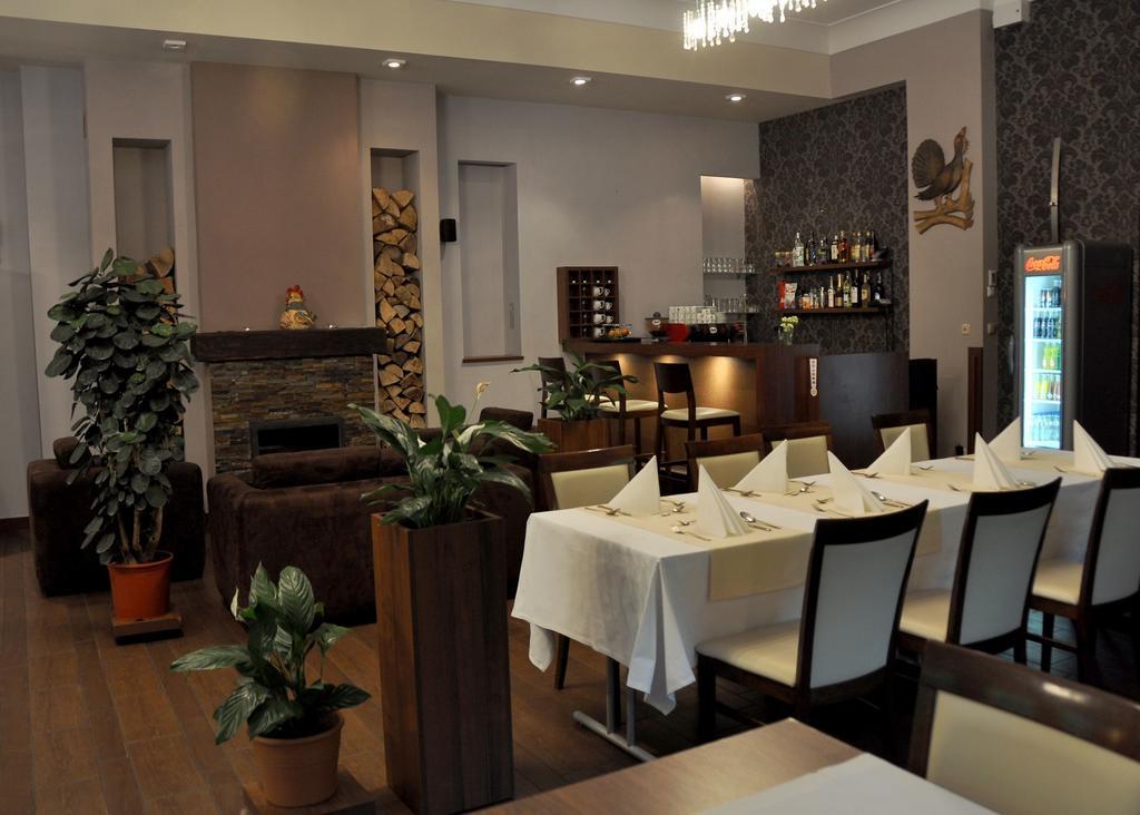 Willa Strzelnica Hotel Koscierzyna Luaran gambar